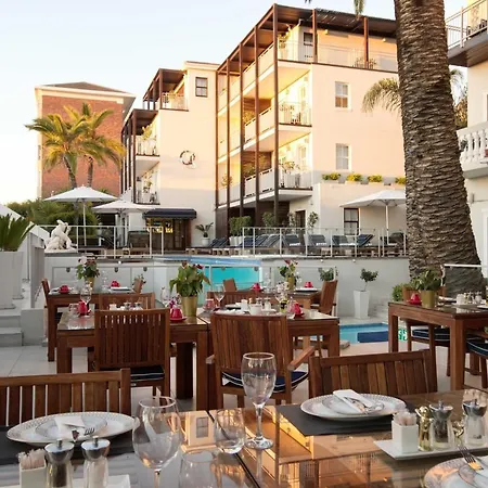 The Glen Boutique Hotel & Spa-3